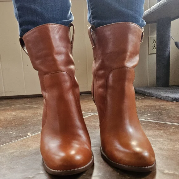 Cole Haan Kendal Short Boot Brown Leather Block Heel Pull On Comfort Bootie 8 - Picture 7 of 13